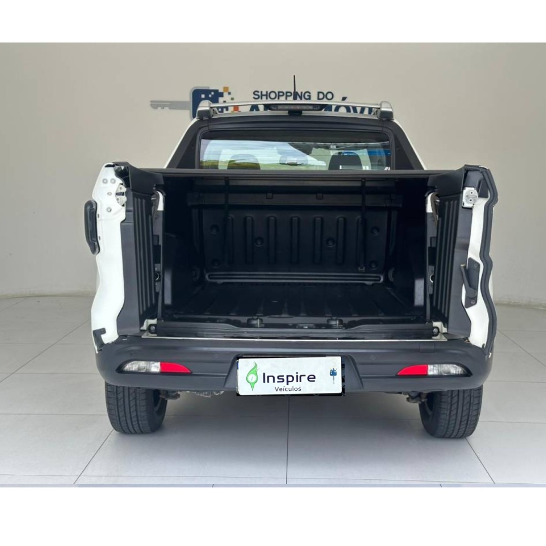 FIAT         TORO
