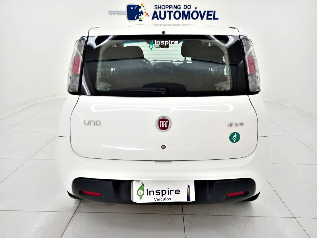 FIAT         UNO