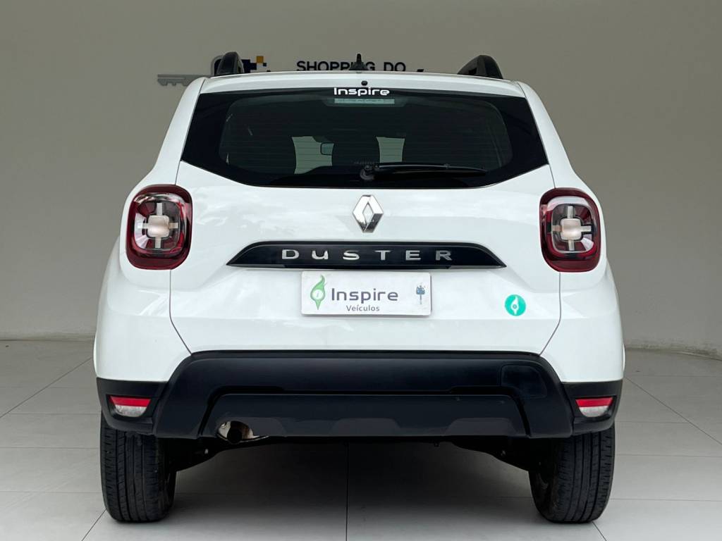 RENAULT         DUSTER